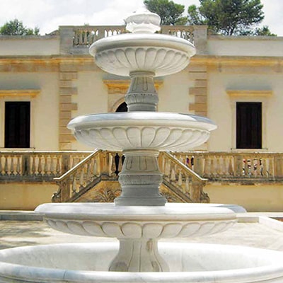 marmi-strada-statue-e-fontane