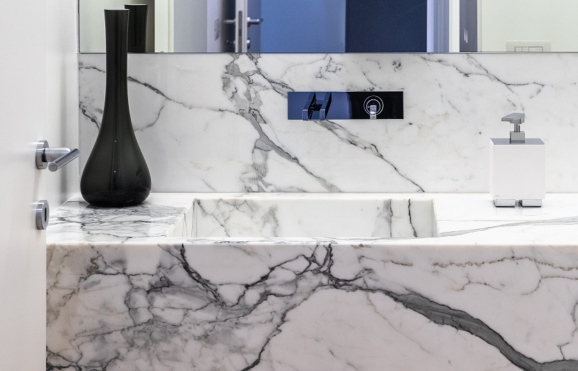 lavabo in marmo