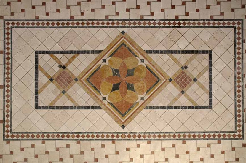 mosaici in marmo pavimento