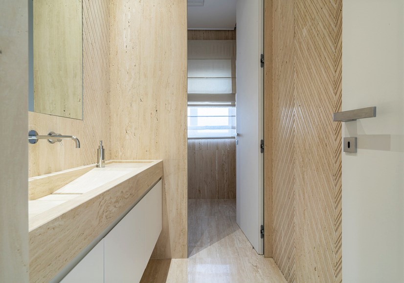 arredo bagno marmi strada